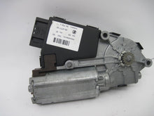 Load image into Gallery viewer, ROOF MOTOR BMW 325CI 2001 01 - 563822