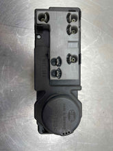 Load image into Gallery viewer, Vacuum Pump MERCEDES C-CLASS 1998 - NW189207