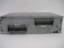 Load image into Gallery viewer, Navigation computer Saab 9-5 2001 01 Match Numbers - 568904