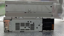 Load image into Gallery viewer, Radio SAAB 9-5 2004 - NW139593