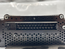 Load image into Gallery viewer, AMPLIFIER Audi TT 00 01 02 03 04 05 06 - NW136201
