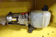 Load image into Gallery viewer, Convertible Top Motor MERCEDES 500 1992 - NW50200