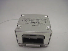 Load image into Gallery viewer, Headlamp module Acura RL 2005 05 2006 06 2007 07 2008 08 - 578585