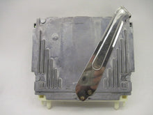 Load image into Gallery viewer, TRANSMISSION COMPUTER Volvo S70 V70 C70 850 96 97 98 - 585893