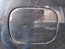Load image into Gallery viewer, Fuel Filler Door Volkswagen Jetta 1999 99 - 585966