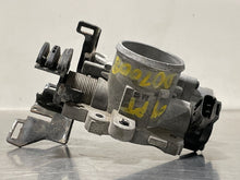 Load image into Gallery viewer, Throttle Body PT CRUISER 2004 - NW177525
