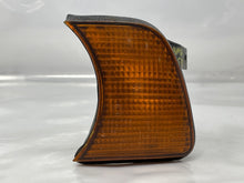 Load image into Gallery viewer, PARKLAMP 525i 530i 535i M5 89 90 91 92 93 94 95 Left - NW82240