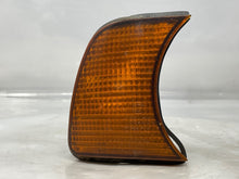 Load image into Gallery viewer, PARKLAMP 525i 530i 535i M5 89 90 91 92 93 94 95 Right - NW82241