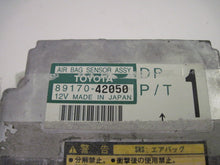 Load image into Gallery viewer, AIR BAG COMPUTER Toyota Rav 4 1998 98 1999 99 2000 00 - 596105