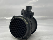 Load image into Gallery viewer, Mass Air Flow Sensor Meter Maf AUDI S4 2000 - NW4743