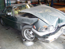 Load image into Gallery viewer, SIDE MARKER LAMP LIGHT Jaguar XJS 1976-1991 Fender Mounted Right - NW82826