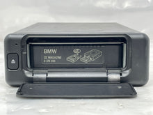 Load image into Gallery viewer, CD CHANGER BMW 740i 750i 1999 99 00 01 - NW136609