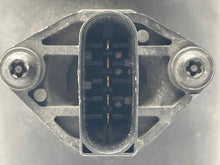 Load image into Gallery viewer, Mass Air Flow Sensor Meter MAF Rover Disco II Disco SD Discovery 99-02 - NW5440