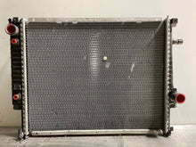 Load image into Gallery viewer, RADIATOR BMW 325i 325i 1988 88 1989 89 1990 90 19991 91 1992 92 93 Auto - NW131946