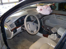 Load image into Gallery viewer, SPEEDOMETER CLUSTER Volvo S60 S80 V70 05 06 07 08 - NW162408