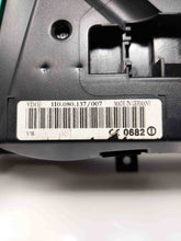 Load image into Gallery viewer, SPEEDOMETER CLUSTER Passat 2002 02 - NW162218