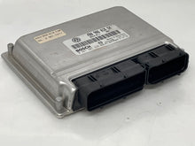 Load image into Gallery viewer, ECU ECM COMPUTER Passat 2002 02 - NW62851