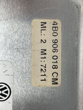 Load image into Gallery viewer, ECU ECM COMPUTER Passat 2002 02 - NW62851