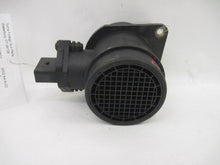 Load image into Gallery viewer, Mass Air Flow Sensor Meter MAF A4 TT Beetle Golf Golf Cabriolet 00-07 - 616451