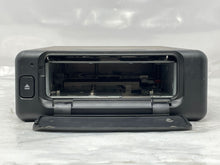 Load image into Gallery viewer, CD CHANGER BMW 740i 750i 1999 99 00 01 - NW136632