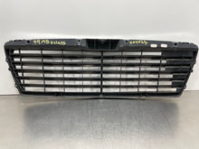 Load image into Gallery viewer, GRILL Mercedes E300D E320 E55 1996 96 1997 97 98 99 - NW98515