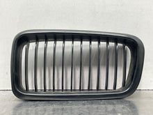 Load image into Gallery viewer, Grille BMW 740I 1995 - NW98250