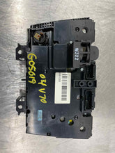 Load image into Gallery viewer, Temp Climate AC Heater Control Volvo V70 XC70 2004 04 - NW101674