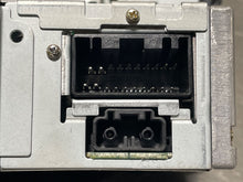 Load image into Gallery viewer, Radio S Type 2003 03 2004 04 05 06 07 08 Am FM CD - NW137811
