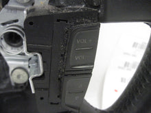 Load image into Gallery viewer, STEERING WHEEL Volkswagen Passat 2005 05 - 635933