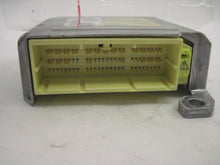Load image into Gallery viewer, Air bag computer Toyota Highlander 2008 08 2009 09 2010 10 - 637343