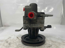 Load image into Gallery viewer, POWER STEERING PUMP BMW 525i 1989 89 1990 90 - NW163122