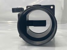Load image into Gallery viewer, Mass Air Flow Sensor Meter MAF A4 A6 Passat 00 01 02 03 04 05 - NW4692
