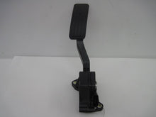 Load image into Gallery viewer, ELECTRONIC PEDAL ASSEMBLY Subaru Legacy 2011 11 - 647360
