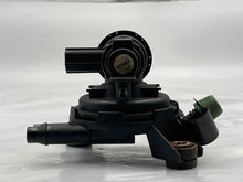Load image into Gallery viewer, Air Injection Pump Smog MAZDA B-2500 1998 - NW8129