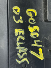 Load image into Gallery viewer, RADIO E320 E500 E55 CD Changer 2003 03 2004 04 2005 05 - NW138778