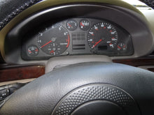 Load image into Gallery viewer, SPEEDOMETER CLUSTER Audi A4 1998 98 - NW159510