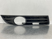 Load image into Gallery viewer, Grille Volkswagen Passat 2007 - NW98767