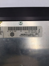 Load image into Gallery viewer, Radio Volkswagen Phaeton 2004 - NW140209