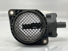 Load image into Gallery viewer, Mass Air Flow Sensor Meter MAF Q7 Beetle Golf Golf Cabriolet 00-11 - NW5685