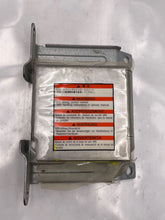 Load image into Gallery viewer, Air Bag computer Saab 9-2X 2005 05 - NW37511