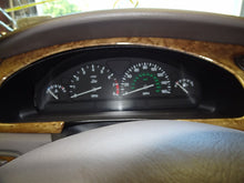 Load image into Gallery viewer, SPEEDOMETER CLUSTER 2000 00 2001 01 - NW160544