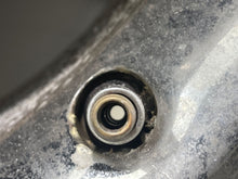 Load image into Gallery viewer, WHEEL Jaguar S Type 00 01 02 03 16x7.5 5 Spoke - NW199372