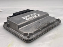 Load image into Gallery viewer, Transfer Case Computer Volkswagen Touareg 2004 04 2005 05 - NW38896