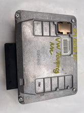 Load image into Gallery viewer, Transfer Case Computer Volkswagen Touareg 2004 04 2005 05 - NW38896
