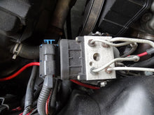 Load image into Gallery viewer, ABS Pump Chevrolet Camaro 1998 - NW122