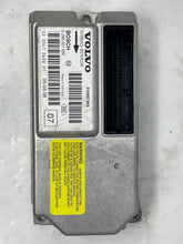 Load image into Gallery viewer, AIR BAG COMPUTER Volvo S60 V70 S80 2005 05 2006 06 07 - NW39074