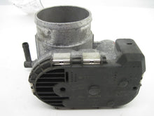 Load image into Gallery viewer, THROTTLE BODY Beetle Jetta Golf 99 00 01 02 03 04 05 06 - 673519