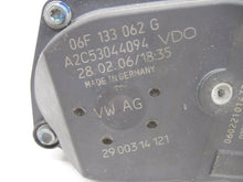 Load image into Gallery viewer, THROTTLE BODY Audi TT Beetle Jetta Tiguan 2008 08 2009 09 2010 10 2011 11 12 - 673664