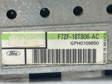 Load image into Gallery viewer, Radio Ford Mustang 1999 - NW135387