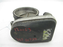 Load image into Gallery viewer, THROTTLE BODY BMW 540 740 X5 Z8 1999 99 00 01 02 03 - 674217
